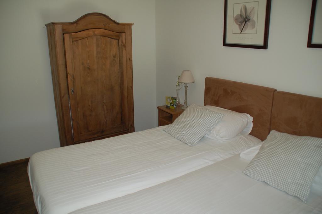 Bed & Breakfast Appeltern Стая снимка